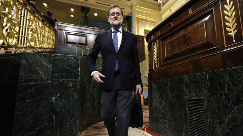 Radio 5 Actualidad - La corrupción y el 'caso Lezo' acaparan la sesión de control al Gobierno - 10/05/17 - Escuchar ahora