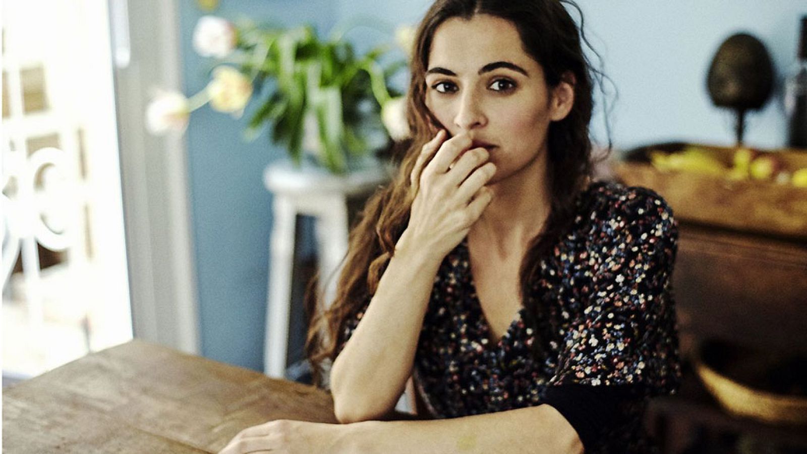 Las mañanas de RNE - Silvia Pérez Cruz: "Siempre dejo un espacio a la locura, al no saber qué pasa" - Las mañanas de RNE con Alfredo Menéndez | Escuchar