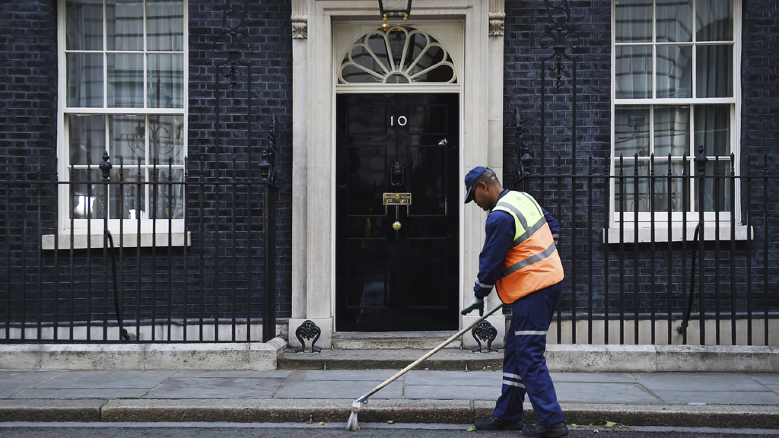 Las mañanas de RNE - Tom Burridge, corresponsal de la BBC en España ve posible unas nuevas elecciones - Escuchar ahora