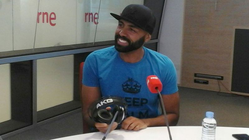 Las mañanas de RNE - El Chojin: "Hay que enfocar la poesia de otra forma para que los jóvenes no la perciban como un tostón" - Escuchar ahora