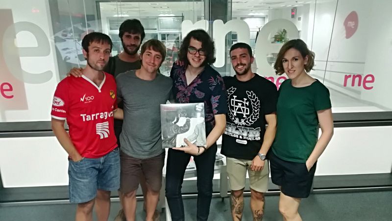 Madrugadas de verano - Camellos, 'Embajadores' del punk - Escuchar ahora