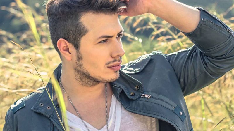 Madrugadas de verano - Mauricio Rivera se abre camino en el mercado musical español - Escuchar ahora