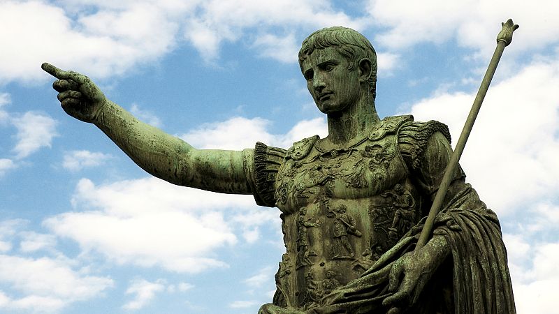 Preguntas a la Historia - ¿Por qué es un disparate llamar a Augusto Octavio Augusto? - 24/08/17