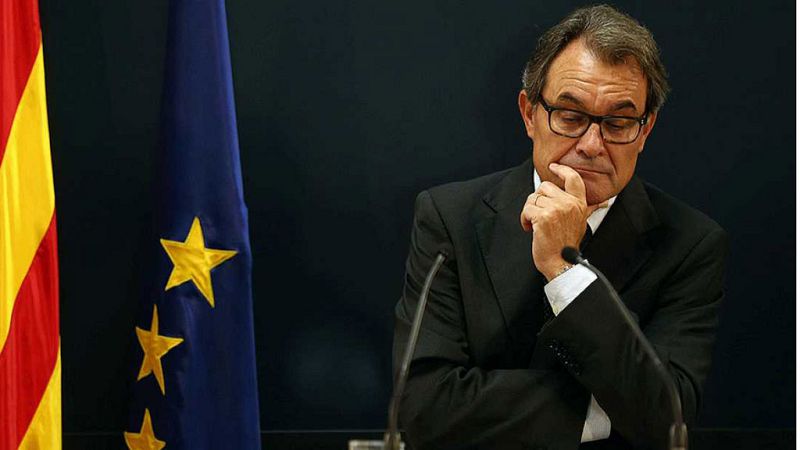 Las mañanas de RNE - El Tribunal de Cuentas pide a Mas y a otros promotores del 9-N pagar 5 millones - Escuchar ahora