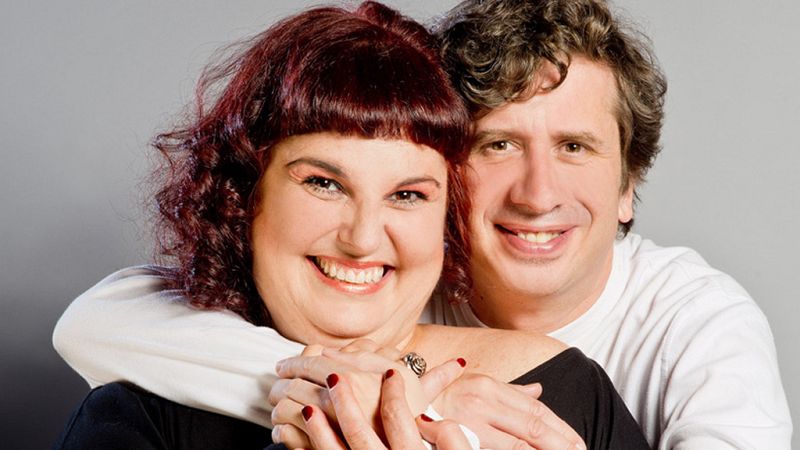 España vuelta y vuelta - Gabino Diego y Teté Delgado nos invitan a ver 'El intercambio' en el teatro - Escuchar ahora