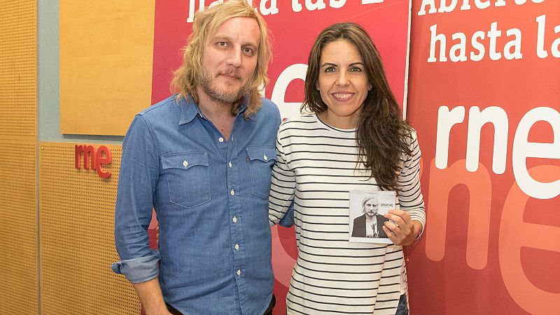 Abierto hasta las 2 - Entre los mimos y la genialidad de Paco Neuman - 29/10/17 - escuchar ahora