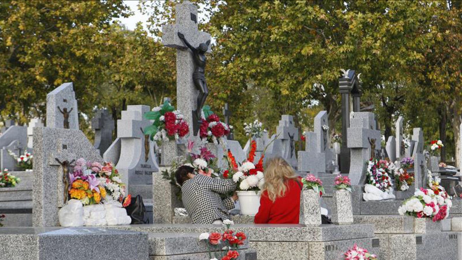 Marca España - Tradiciones españolas en el Día de Todos los Santos - escuchar ahora