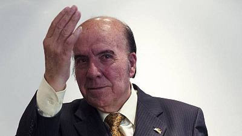 No es un día cualquiera - Chiquito de la Calzada - Escuchar ahora