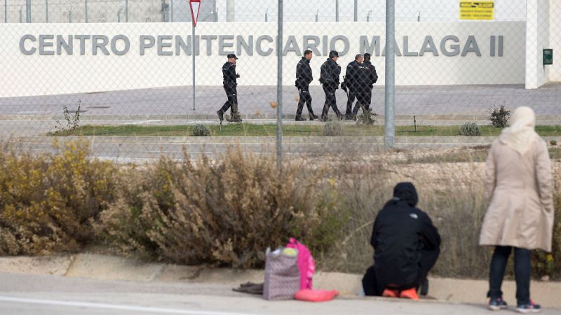 Las mañanas de RNE - Diputados y senadores visitan la polémica cárcel de Archidona