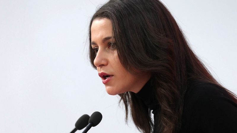 Las mañanas de RNE - Arrimadas llama a impedir la presencia de Puigdemont en el pleno de investidura