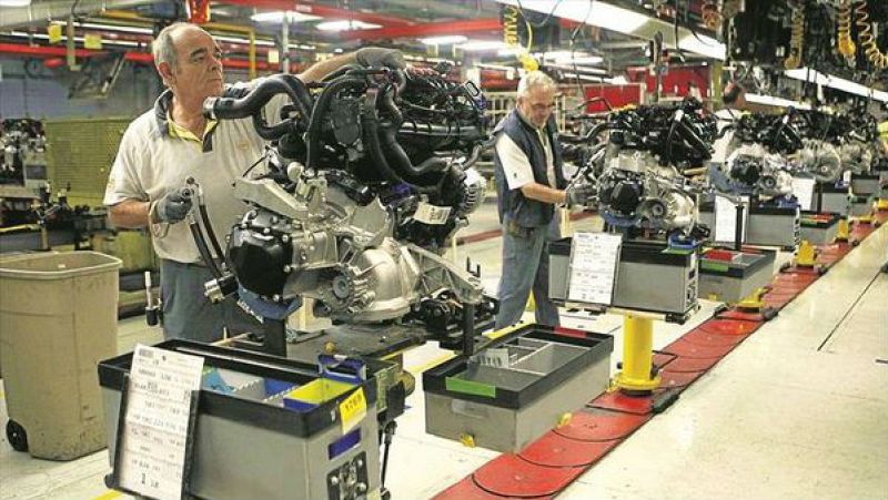 Informativos fin de semana - 24 horas - Los trabajores aceptan bajar el sueldo si fabrican el Corsa en Figueruelas