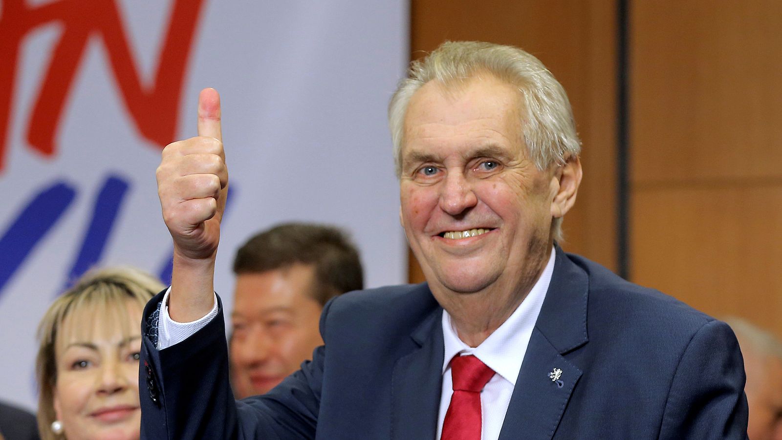 Europa abierta - El rusófilo Milos Zeman, reelegido presidente de la República Checa - escuchar ahora