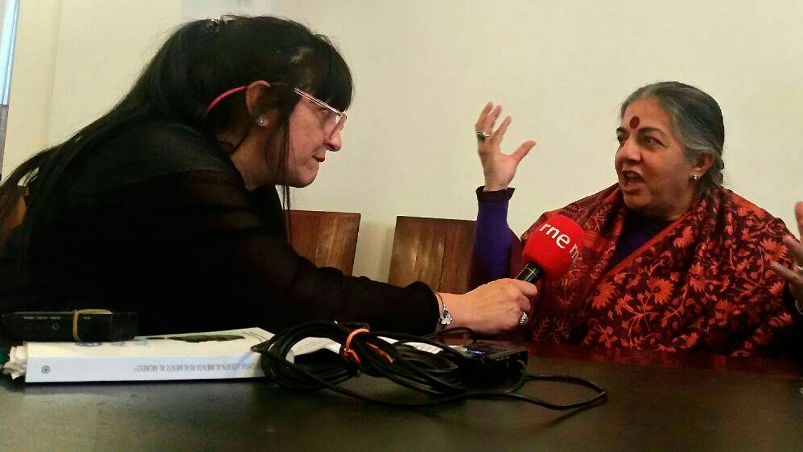 El bosque habitado - Vandana Shiva y la Revolución Agroecológica - 04/02/18 - escuchar ahora