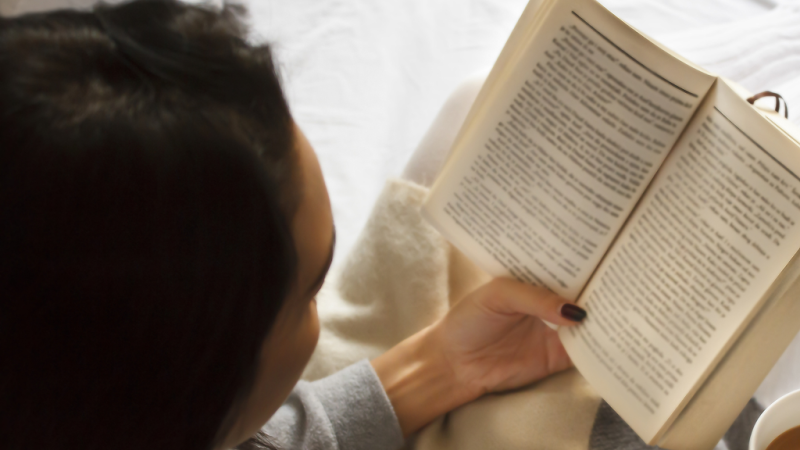 La noche en vela - Leer te da vidas extras - Escuchar ahora