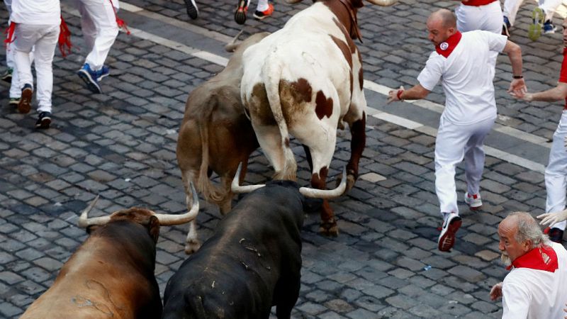 Sanfermines 2018 - Emocionante quinto encierro con los toros de Núñez del Cuvillo - 11/07/18 - Escuchar ahora