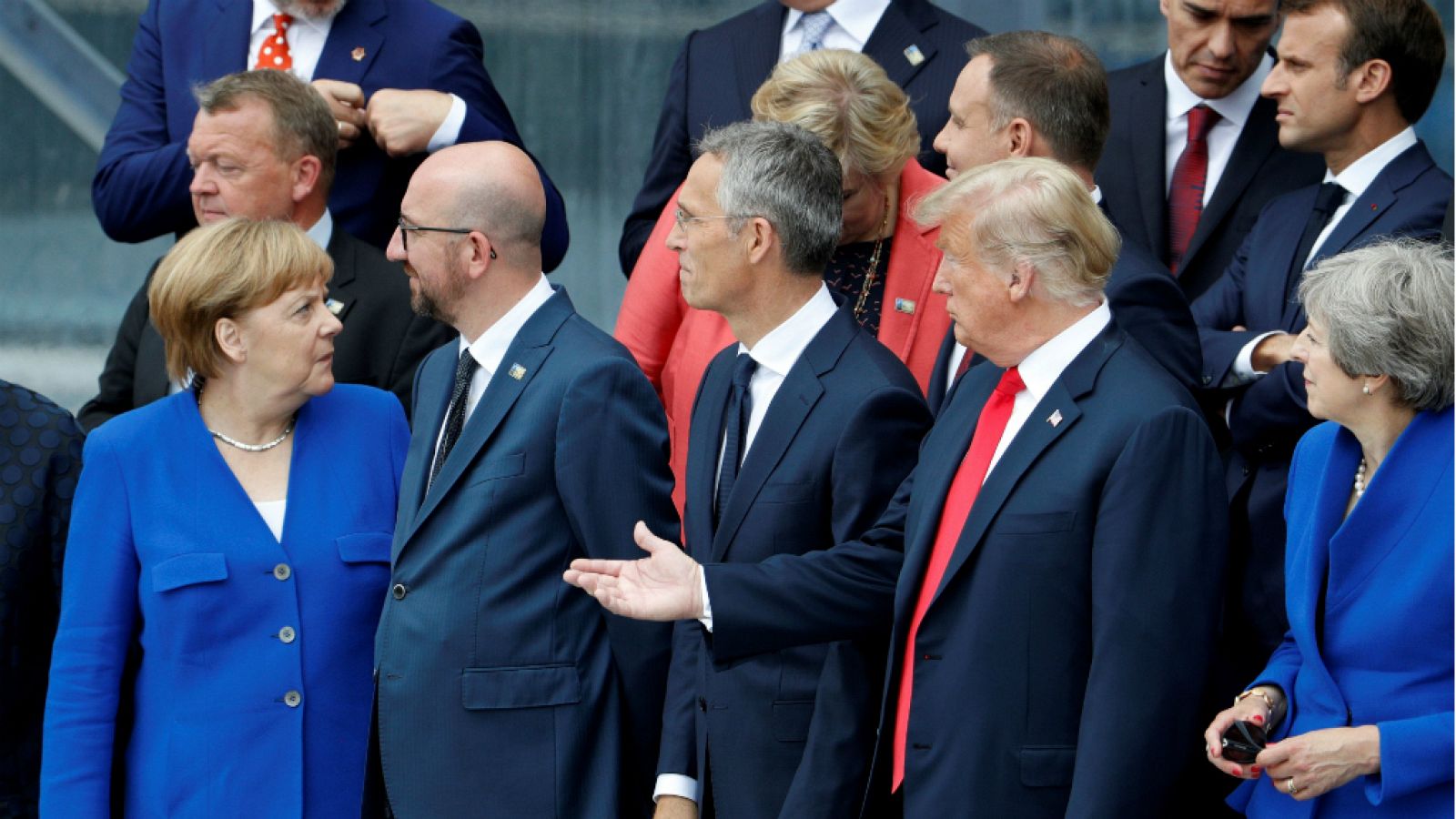 24 horas - Trump dobla sus exigencias: ahora pide a los países de la OTAN que gasten un 4 % del PIB en defensa - Escuchar ahora