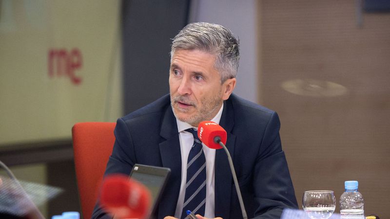 Radio 5 Actualidad - Grande-Marlaska dice que el aumento de la llegada de inmigrantes era "previsible" - Escuchar ahora