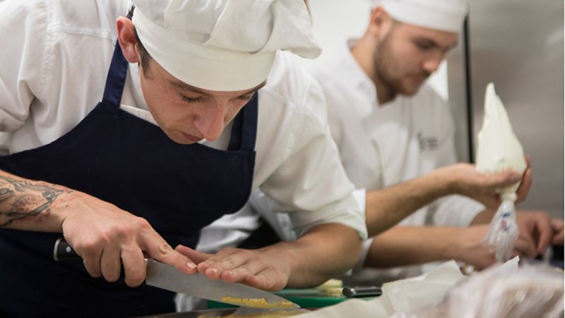 Las mañanas de RNE - Basque Culinary Center, una universidad de cocina vanguardista e internacional - Escuchar ahora