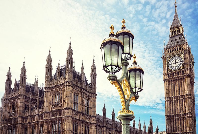 Las cuñas de Rne - Relojes: así suena el tiempo, en 'Memoria de delfín' - Escuchar ahora