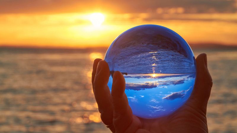 Juntos paso a paso - Escucha 'Esperando la muerte', el relato ganador del Concurso de Relatos Escritos por personas mayores