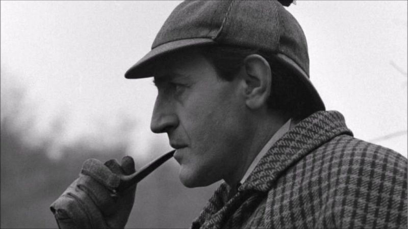 Esto me suena - ¿Es Sherlock Holmes un personaje de ficción o realmente existió? - Escuchar ahora