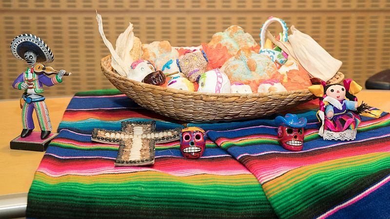 Memoria de delfín - Rituales funerarios - 27/10/18