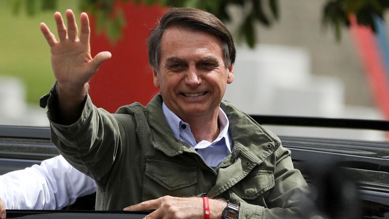 América hoy - El ultraderechista Bolsonaro presidente electo de Brasil - 29/10/18 - escuchar ahora