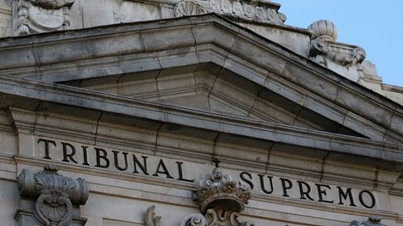 Las mañanas de RNE con Íñigo Alfonso - Bancos y clientes pendientes de la decisión del Tribunal Supremo - Escuchar ahora