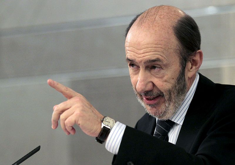 Boletines RNE - El marido de Cospedal encargó a Villarejo espiar al hermano de Rubalcaba - 05/11/18 - Escuchar ahora