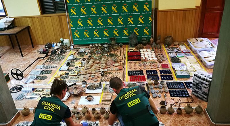 Boletines RNE - La Guardia Civil desarticula una red búlgara dedicada al expolio de piezas arqueológicas