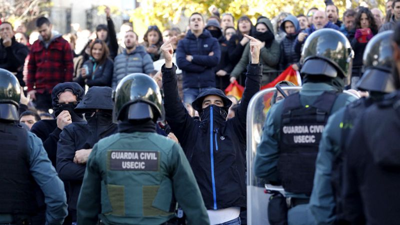 Boletines RNE - La AUGC pide que no se utilice a la Benemérita para sacar beneficios políticos - 05/11/18 - Escuchar ahora