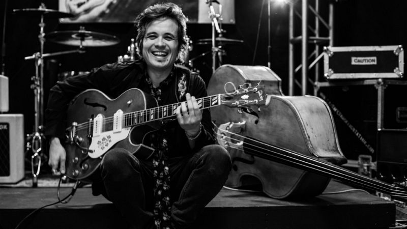 Entre dos luces - Las cuerdas de 'El Twanguero' - Escuchar ahora