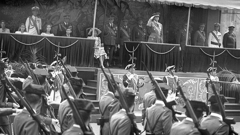 40 años de Constitucón - Ejército: del 'ruido de sables' al fin de la mili - Escuchar ahora