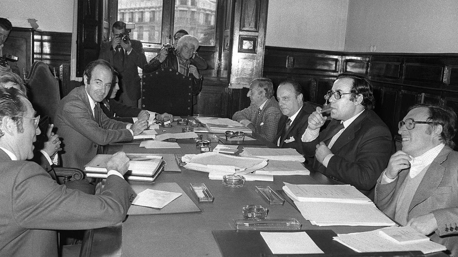 40 aos de Constitucin en RNE - De la ponencia al referndum del 6 de diciembre