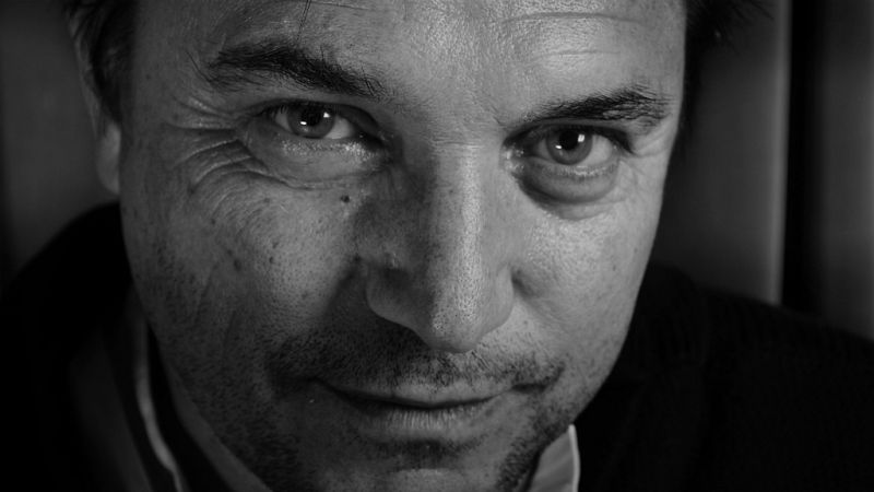 Entre dos luces - Las 'Canciones sin prisa' de Paco Ortega - Escuchar ahora