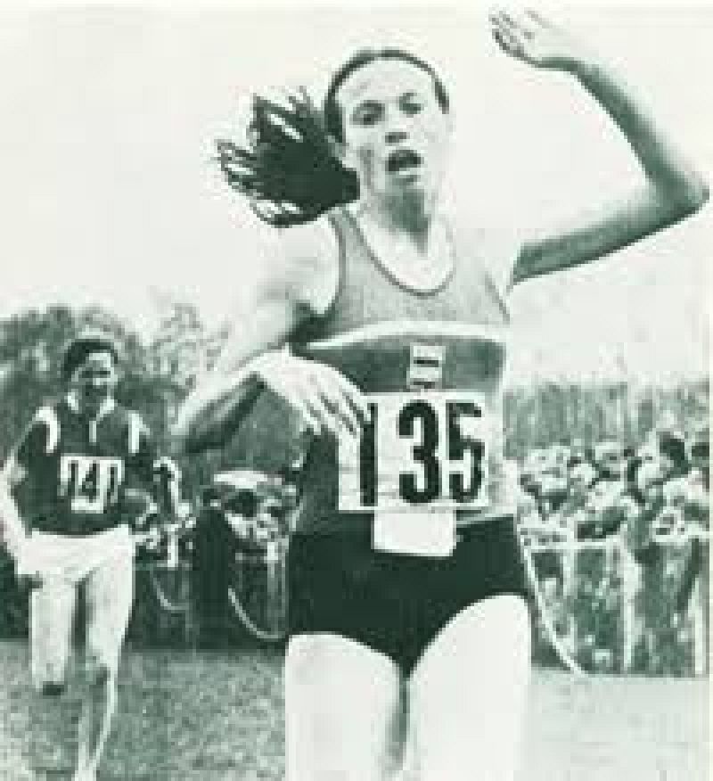 Las mañanas de RNE con Alfredo Menéndez - Carmen Valero, atleta, el triunfo de la rebeldía