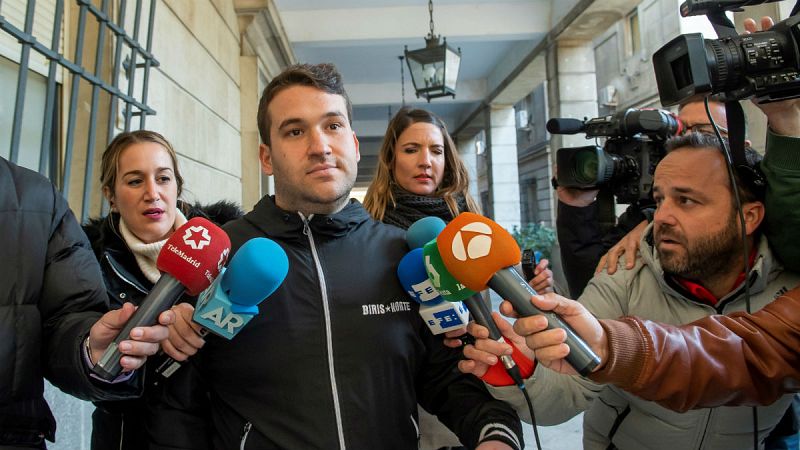 14 horas - La Fiscalía pide el ingreso en prisión de los cinco miembros de 'La Manada'