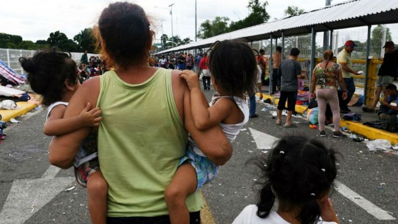 Radio 5 Actualidad - Muere una niña guatemalteca de siete años bajo custodia de EE.UU. - Escuchar ahora