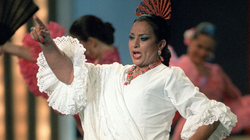 Lola Flores canta 'La lotera' - Eschchar ahora