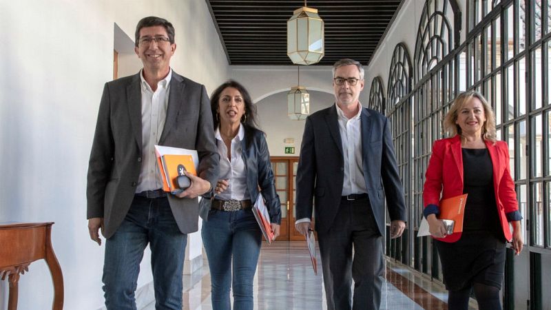 Boletines RNE - Ciudadanos y PP encuentran diferencias en su primera reunión en Andalucía - escuchara ahora