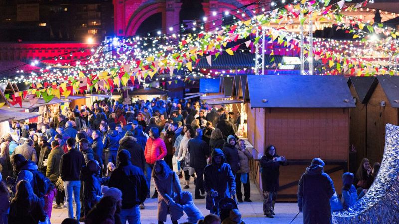 Tradiciones de Navidad alrededor del mundo - Escuchar ahora