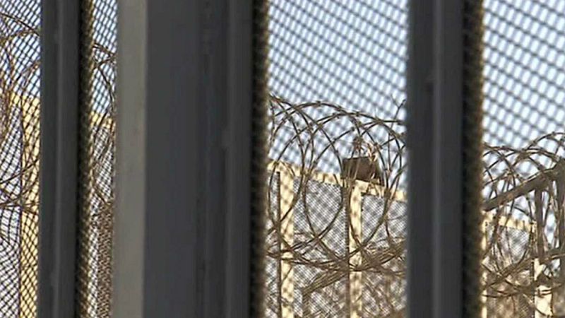 Boletines RNE - Informe para eliminar las concertines en Ceuta y Melilla