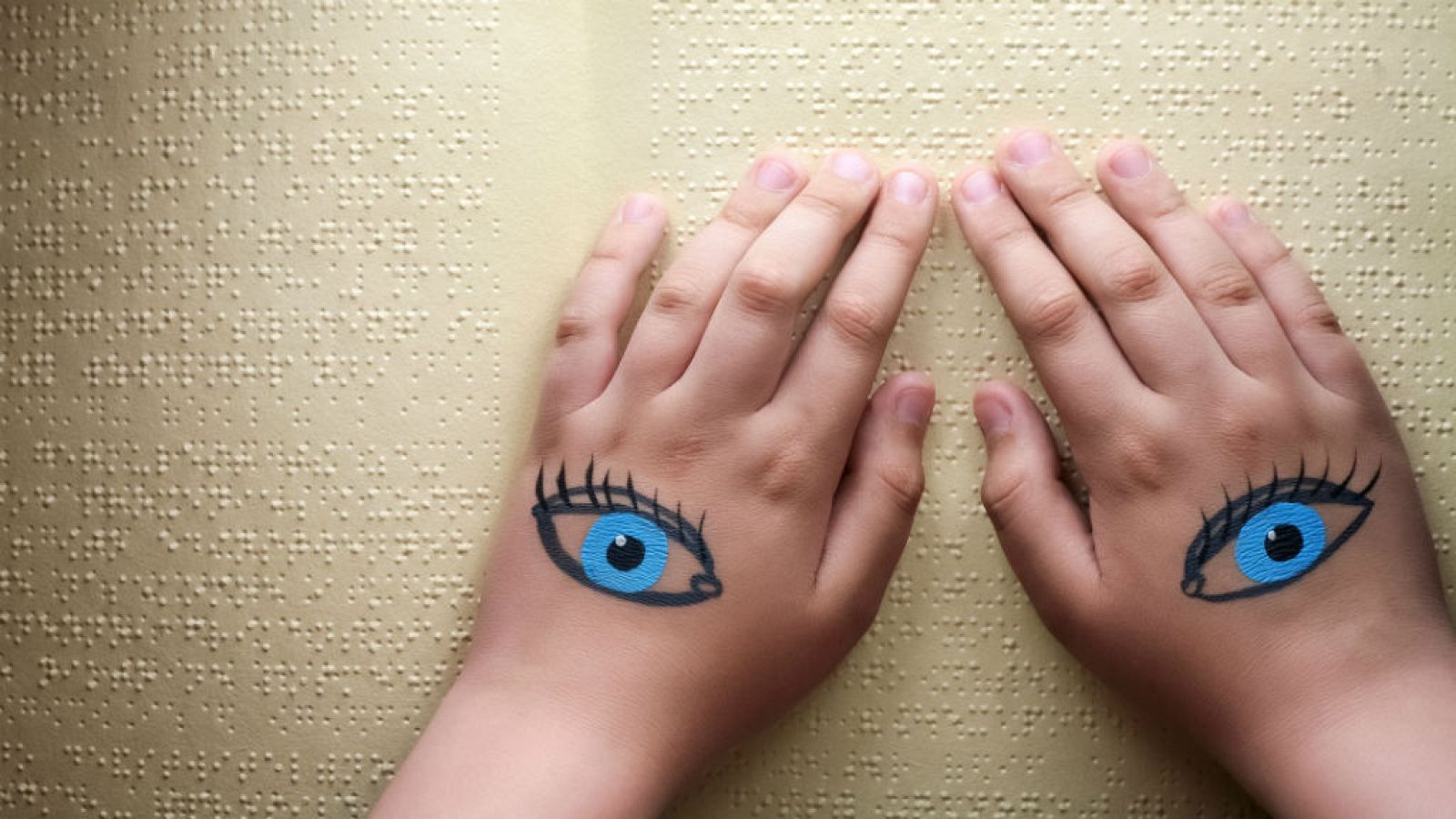 14 horas - ¿Cómo se adaptan los libros al sistema braille? - escuchar ahora