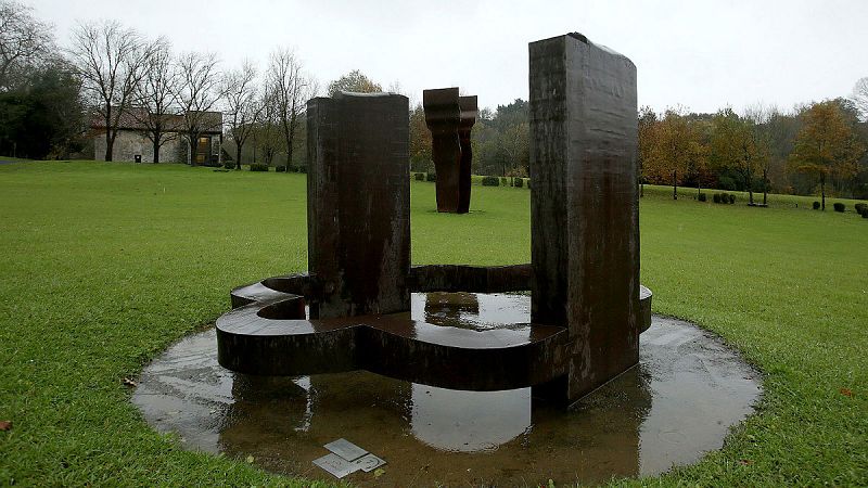 Boletines RNE - El Museo Chillida Leku reabrirá en abril tras ocho años cerrado - Escuchar ahora