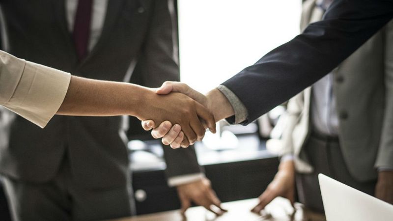 El gobierno impulsa la mediación extrajudicial - Escuchar ahora