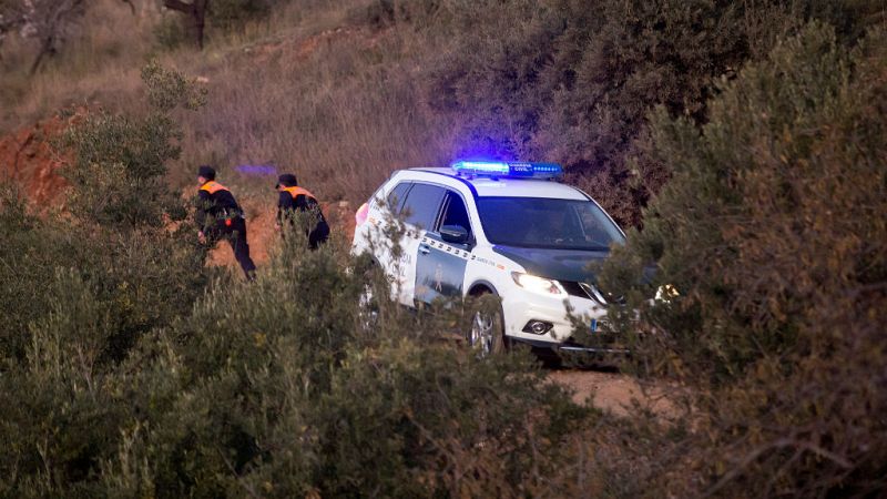 Boletines RNE - Se intensifican las labores para localizar al pequeño Yulen en Totalán, Málaga - Escuchar ahora