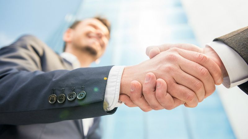 Diez minutos bien empleados - ¿Qué hay tras el record de contratos? - 21/01/19 - Escuchar ahora