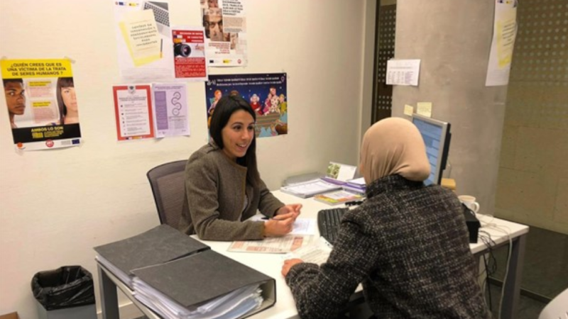 Las mañanas de RNE con Íñigo Alfonso - UGT: "La población extranjera tiene el porcentaje más alto de pobreza laboral" - Escuchar ahora