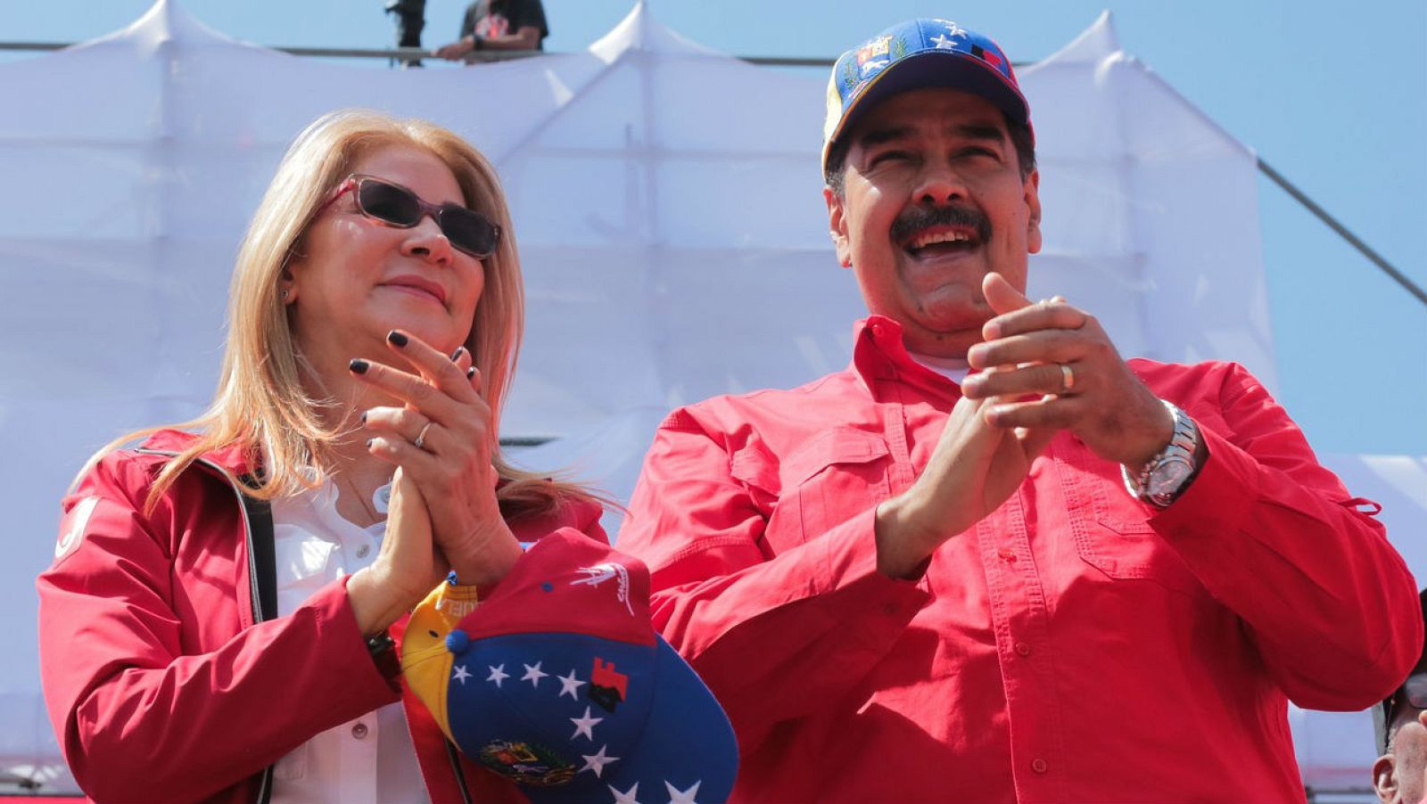 Informativos fin de semana - 14 horas - A medianoche finaliza el plazo que España le ha dado a Maduro para convocar elecciones - Escuchar ahora