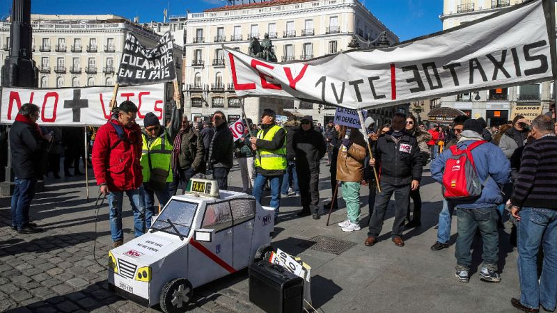 Boletines RNE - Comunidad de Madrid y taxistas lo vuelven a intentar - Escuchar ahora
